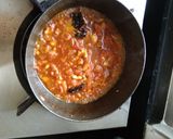 A picture of step 5 of Paneer stuffed Spinach Kofta Curry.