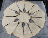 Foto del paso 3 de la receta: Girasol de hojaldre con chocolate y glaseado