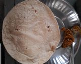 स्टफ फुलका (stuffed phulka recipe in marathi) रेसिपी स्टेप 3 फोटो 