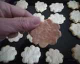 Foto del paso 7 de la receta: Galletitas de naranja 🍊