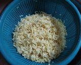 Foto langkah ke 1 dari resep Nugget mie.