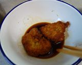 A picture of step 3 of Irresistibly Delicious Soy Sauce Pork Cutlet Bowl (Shoyu Katsu-don).