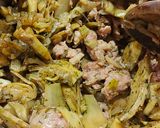 Foto del passaggio 3 della ricetta Fettuccine carciofi e salsiccia