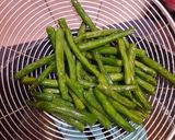 Foto langkah ke 3 dari resep Buncis Cah Daging Giling.