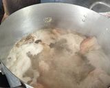 A picture of step 5 of Vietnamese Braised Caramelized Pork with Duck Eggs .