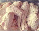 A picture of step 7 of Crumb-fried Chicken Wings and Drumsticks.