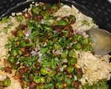 A picture of step 5 of Bihari chuda matar.