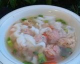 Foto langkah ke 2 dari resep Bakso ayam buah naga.