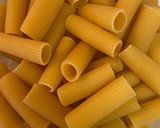 Foto del paso 1 de la receta: Rigatoni con berenjena frita y mozzarella