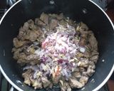 A picture of step 2 of Paprika beef goulash.