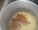 A picture of step 7 of Wok-Style Stir-Fried Noodles.
