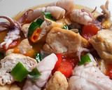 Foto langkah ke 5 dari resep Tumis sotong tahu ala saya 😋.