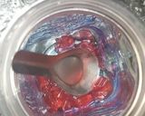 รูปขั้นตอนการทำที่ 1 ของ Easy Strawberry Soda