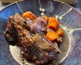 Foto del paso 5 de la receta: Asado de tira en vino tinto con papas de colores al horno