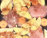 Pas rețetă Mușchi de porc cu cartofi și morcovi 1 fotografie