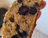 Foto del paso 5 de la receta: Budín de arándanos y naranja con harina de avena y azúcar mascabo 🫐🍊