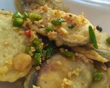 Foto langkah ke 5 dari resep Terong goreng cabe.