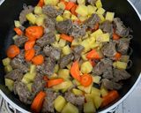 Foto langkah ke 4 dari resep Kari sapi ala Jepang / Beef Japanese Curry.