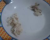 Foto langkah ke 2 dari resep MPASI 6 bulan - Tim Beras Putih & Ikan + Brokoli.