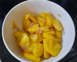 Hình bước làm 4 của món Sườn non kho thơm