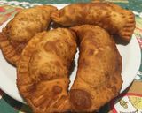 Foto del paso 3 de la receta: Empanada de camarón y queso