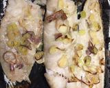 Foto del paso 2 de la receta: Merluza al horno con cebolla