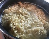 Foto del paso 4 de la receta: Fideos salteados con camarones y verduras