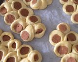 Foto langkah ke 13 dari resep Sausage-Ppang 소세지빵.