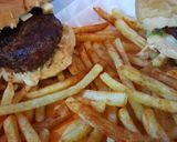 صورة لخطوة 8 من وصفة ألذ برقر منزلي😍🍔🍟
