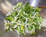 Foto langkah ke 1 dari resep Orak Arik Pare Celery.