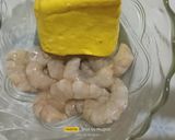 Foto langkah ke 2 dari resep Soup tahu udang.