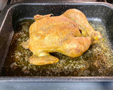 Foto del paso 4 de la receta: “Pollo asado a la cerveza”