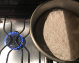 Foto del paso 3 de la receta: Pan tipo de campo integral con leche y miel, sin huevo súper húmedo