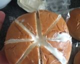 A picture of step 3 of Korean Cream Cheese Garlic Bread.