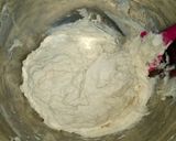 Hình bước làm 2 của món Bánh mì Pita nướng chảo