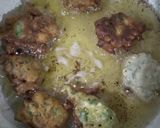 Foto del paso 5 de la receta: Buñuelos de lechuga y Rúcula