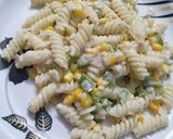 A picture of step 9 of White Sauce Pasta.