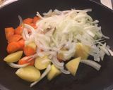 A picture of step 4 of Japanese Beef Curry Rice.