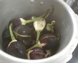 A picture of step 2 of Hyderabadi Baigara Baigan.