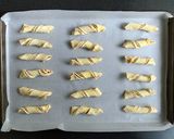 A picture of step 5 of Vegemite & Chilli Puff Pastry Twists.