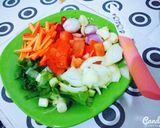 Foto langkah ke 1 dari resep Nugget ayam saus asam manis.