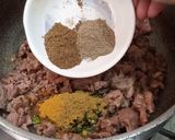 A picture of step 3 of Lobia Qeema (black eyed beans with mince).