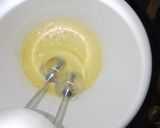 Foto del paso 1 de la receta: Bizcochuelo marmolado sin leche