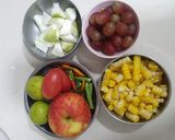 รูปขั้นตอนการทำที่ 1 ของ ส้มตำไทยผลไม้รวม