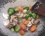 Foto langkah ke 2 dari resep Tumis Sayur kembang Tahu.