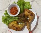 Foto langkah ke 4 dari resep Ayam Goreng Ungkep Bumbu Kuning Santan.