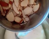 A picture of step 2 of Kashmiri phirni.