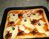 Foto del paso 3 de la receta: Pizza tenebrosa 🕷️👻