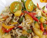 Foto langkah ke 5 dari resep Teri Tumis Pelangi.