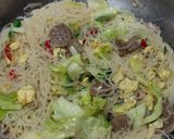 Foto langkah ke 4 dari resep Bihun Goreng.